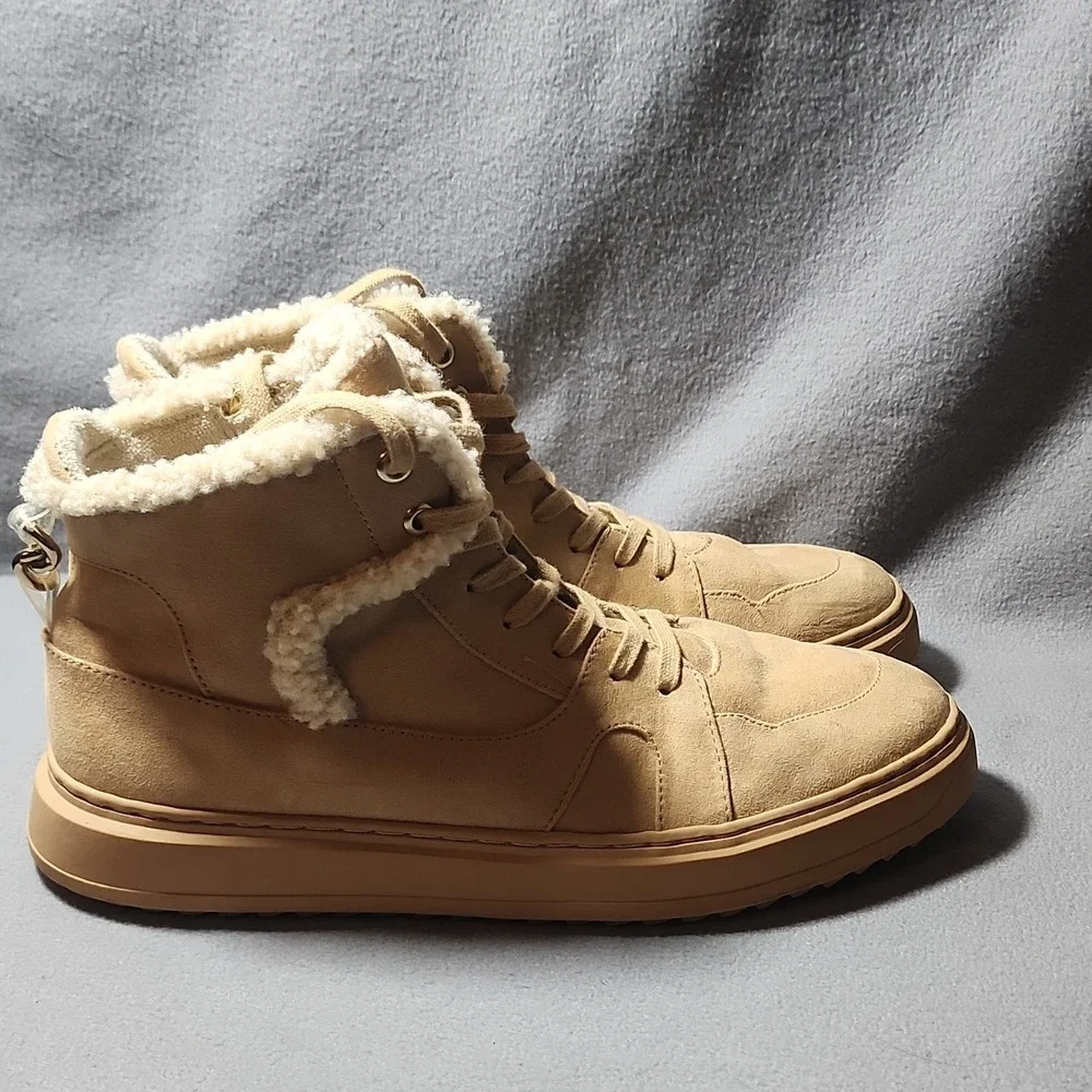 JLO Jennifer Lopez Beige Suede Fur Trim Lace Up Ankle Bootie Gold Hardware